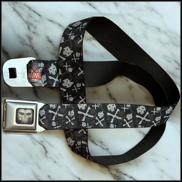 MARVEL Buckle Up Buckle Down Seat Belt Buckle Skulls AOP Black Adjustable 36" - Picture 3 of 8